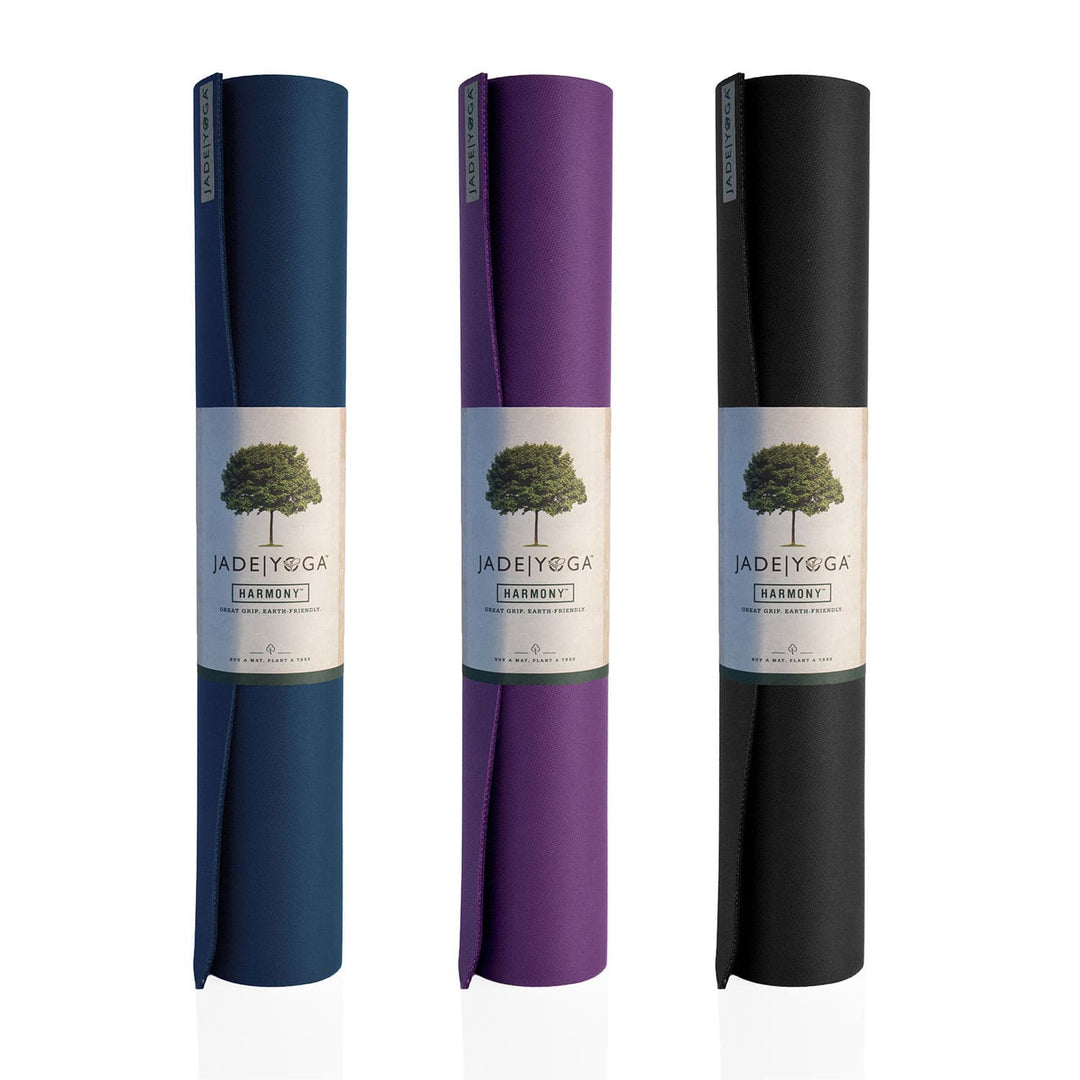 Tappetini Jade harmony tre colori. blu viola nero arrotolati