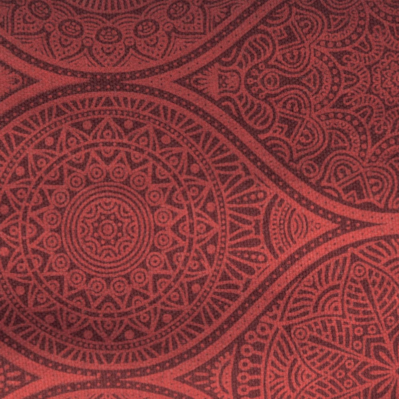 zoom disegno mandala di borsa porta tappetino yoga rosso scuro Mayuri