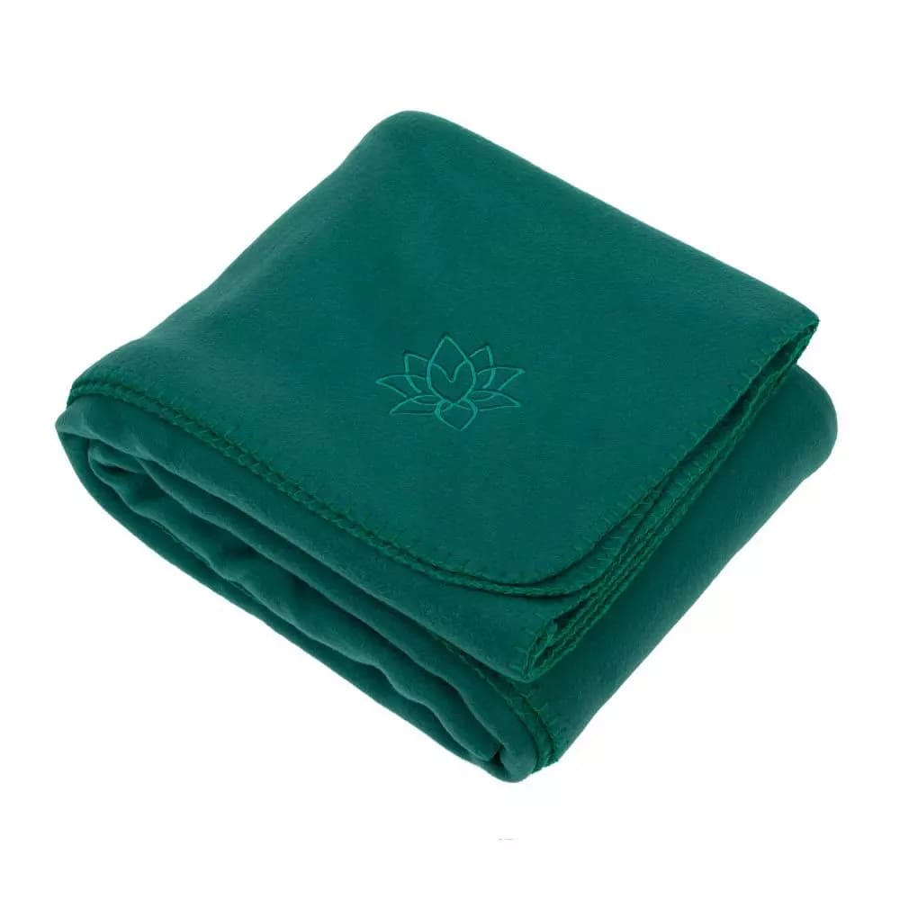 coperta Asana con ricamo loto, color verde foresta, ripiegata