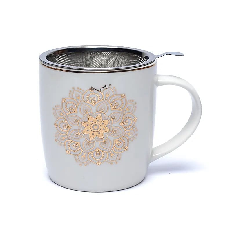 Tazza da te bianca con mandala e colino