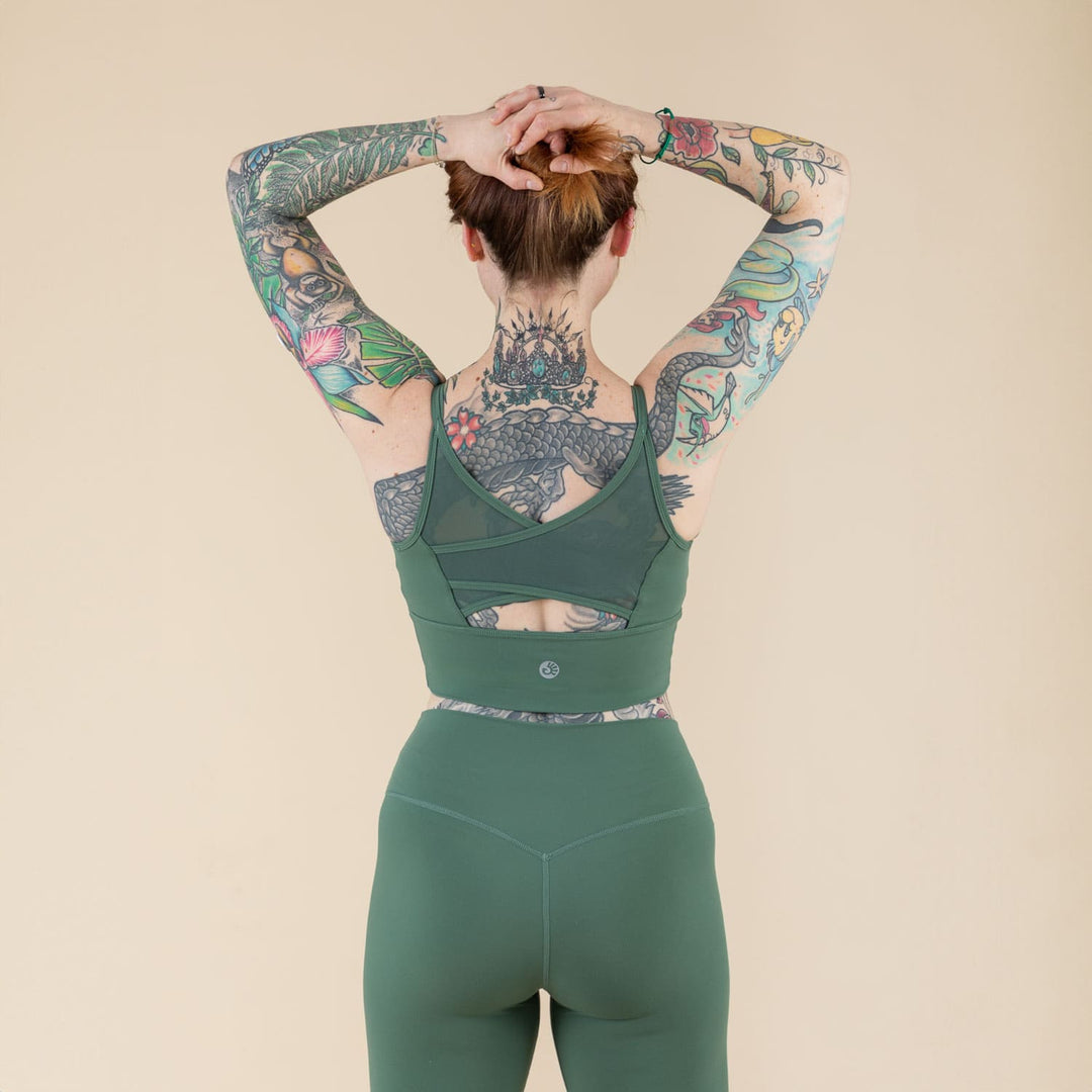 set yoga Niyama pantalone e top verdesalvia