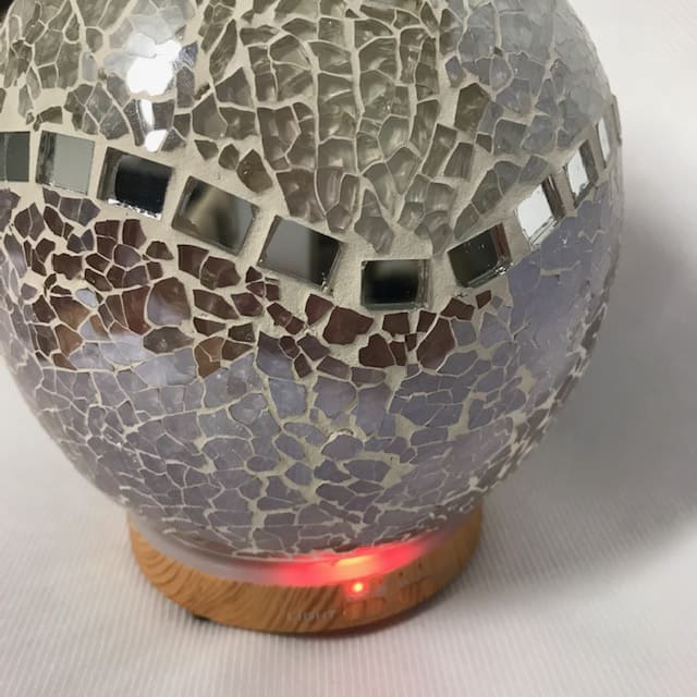 Sfera, aromadiffusore e lampada insieme, luci led che si alternano, mosaico
