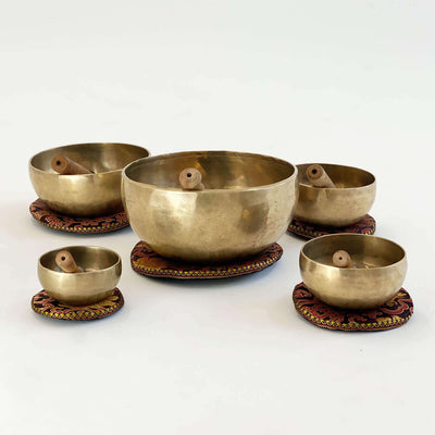 Set di 5 campane tibetane o singing bowls