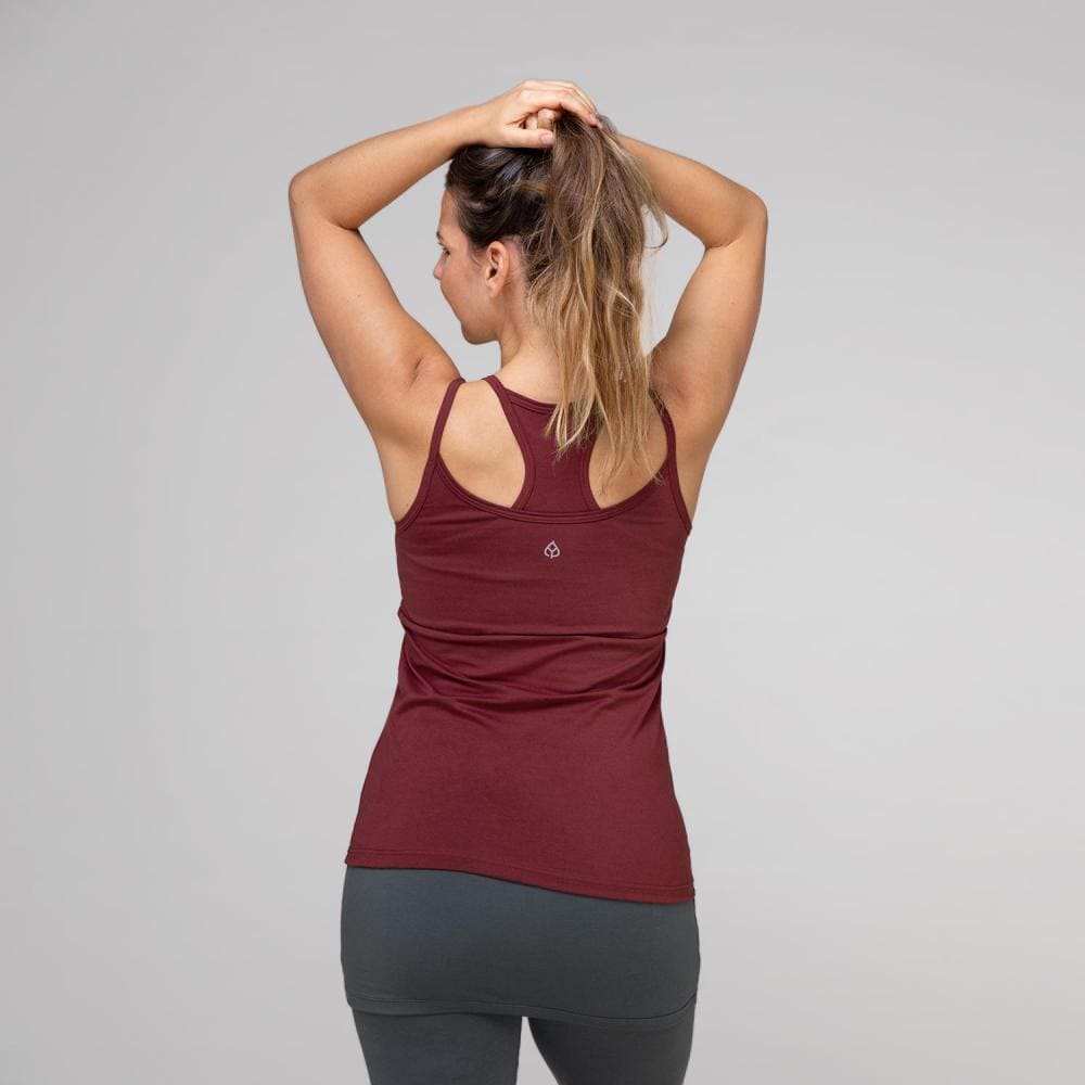 Top yoga con spalle a vogatore reggiseno integrato, su modella dietro