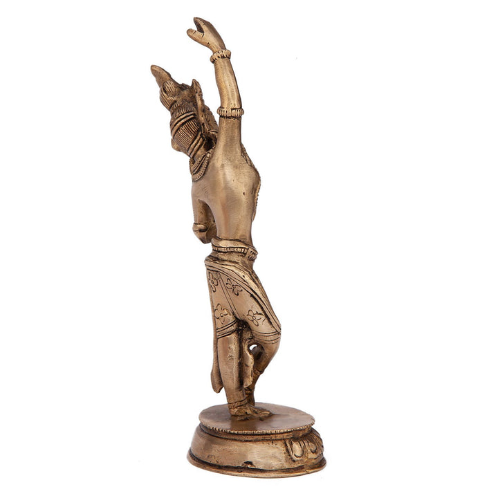 Statua in ottone dorato della deità femminile Mahadevi. Vista posteriore.