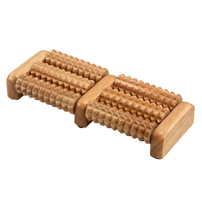 massaggiatore in legno per piedi