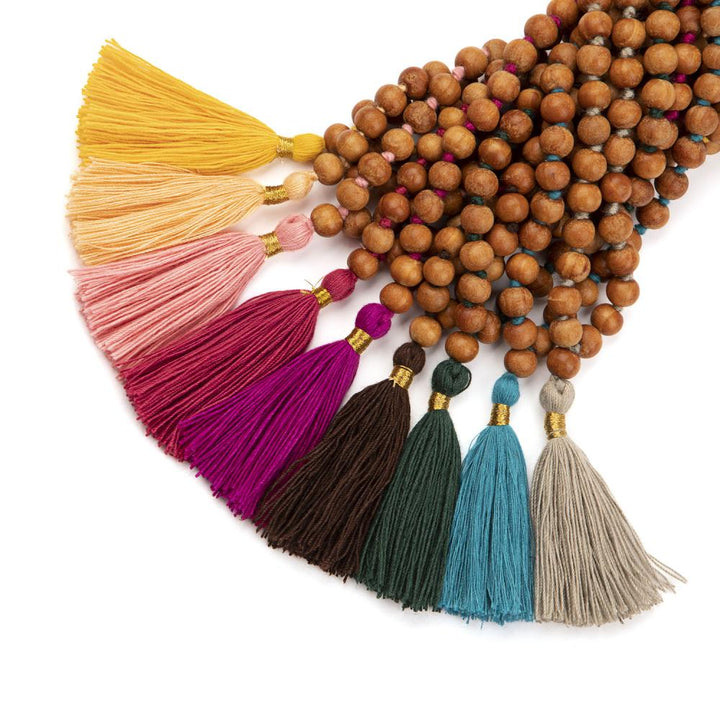 Nappine colorate per il mala in legno di sandalo profumato